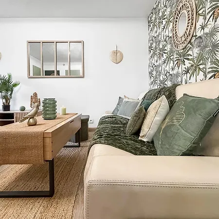 Jardin Privé, Wifi, Proche De La Apartamento