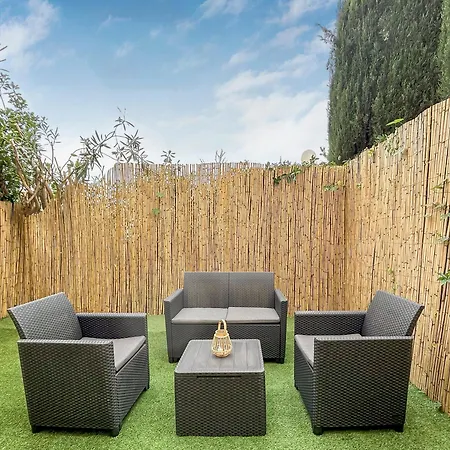 Apartamento Jardin Privé, Wifi, Proche De La Fréjus
